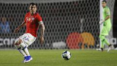Sufrimiento y euforia: así vivió Zamorano el debut de Chile
