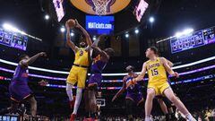 Un trabajo coral de los Lakers, liderados por Austin Reaves, se traduce en una victoria esencial para la lucha por el play-in. Davis y Russell, esenciales.