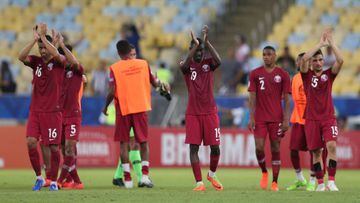 Jugadores de Qatar tras el empate ante Paraguay por Copa Am&eacute;rica.