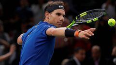 Rafa Nadal celebra su victoria ante el uruguayo Pablo Cuevas en el Masters 1.000 de Par&iacute;s.