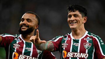 Fluminense's Argentine forward German Cano (R) celebrates scoring his team's second goal during the Copa Libertadores group stage first leg football match between Fluminense and River Plate, at the Maracana stadium in Rio de Janeiro, Brazil, on May 2, 2023. (Photo by MAURO PIMENTEL / AFP)