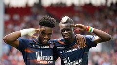 Montpellier's French forward Elye Wahi (L) celebrates after scoring during the French L1 football match between Stade Brestois 29 (Brest) and Montpellier Herault SC at Stade Francis-Le Ble in Brest, western France on August 28, 2022. (Photo by LOIC VENANCE / AFP) (Photo by LOIC VENANCE/AFP via Getty Images)