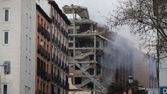 GRAF3989. MADRID, 20/01/2021.- Al menos tres personas han muerto tras la explosi&oacute;n que ha provocado el derrumbe de parte de un edificio de seis plantas en la calle Toledo, en el centro de Madrid, en torno a las tres de la tarde de este mi&eacute;rc