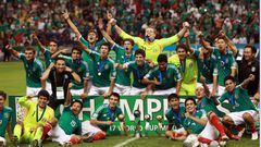 Tras ganarle a Alemania en la semifinal y vencer a Uruguay en la final, la selección mexicana juvenil se consagró nuevamente campeón en el Mundial de 2011 de la categoría.