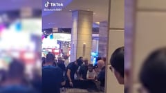 Pillan a Piqué y otros jugadores del Barça jugando en un casino de Las Vegas antes del Clásico