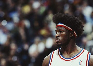 The center who wasn’t a center is one of the best defensive players the NBA has ever seen. Big Ben was a key cog in the Pistons’ ‘Bad Boys 2.0’, and won a title in Detroit, where he spent the bulk of his career. His 1,088 regular-season games is the most 