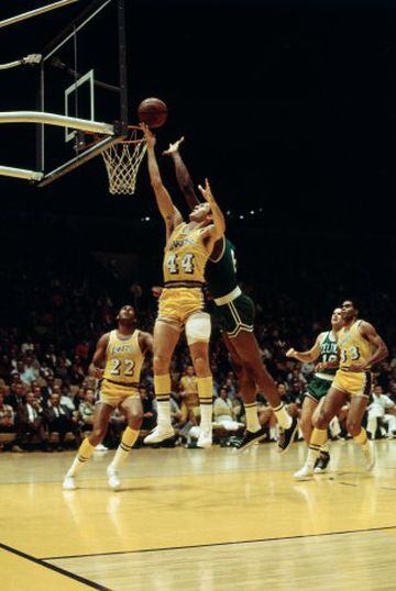 Jugó catorce temporadas en Los Angeles Lakers (1960-1974). Ganó un Anillo de Campeón de la NBA en 1972 y fue ocho veces finalista de la NBA. Fue elegido diez veces para el Equipo Ideal NBA, MVP de la final de 1969 y participó trece veces en el All Star.