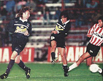 12-09-1996 Estudiantes de La Plata (Argentina)-Colo Colo 2-4 / Primera ronda - ida Supercopa Conmebol / DT: Gustavo Benítez