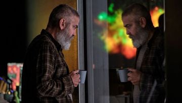 Imagen de George Clooney durante la pel&iacute;cula de Netflix &#039;Cielo de medianoche&#039;.