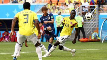 D&aacute;vinson S&aacute;nchez ante el remate de Osako en el partido entre la Selecci&oacute;n Colombia y Jap&oacute;n por la fecha 1 del Mundial de Rusia 2018