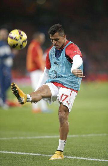Alexis Sánchez fue titular todo el partido en la derrota por 1-2 del Arsenal ante el Manchester United.