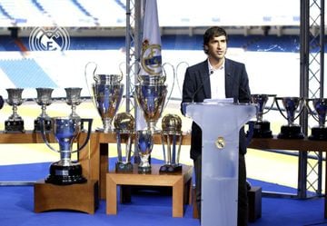 One of the club's greatest legends left for Schalke 04 in 2010 . The club wanted to hold a simple press conference for Raúl to say his farewells. But the pressure of the fans who approached the Bernabéu to see their idol for the last time caused them to o