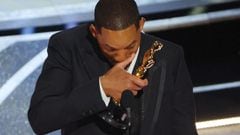 Did Will Smith apologise after hitting Chris Rock?