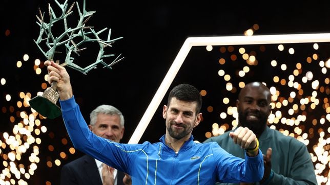 Djokovic logra en París su título número 40 de Masters 1.000