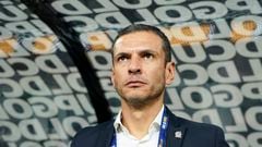FMF president Ivar Sisniega has spoken about Lozano’s position and appeared to rule Zinedine Zidane out of the running.