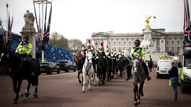 What is Charles III’s “Coronation Procession” and how is it different from ‘The King’s Procession”?