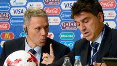 Van Basten durante la rueda de prensa previa a la presentacion de la nueva normativa de la Copa Confederaciones 2017.