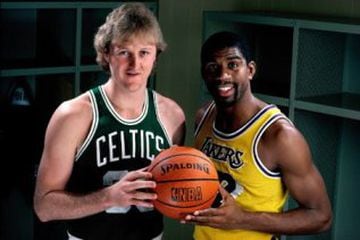 La rivalidad entre Los Angeles Lakers y Boston Celtics es tan antigua como la propia NBA. Entre 1959 y 2012, ambos equipos se han medido en 12 Finales con balance 9-3 a favor de la franquicia de Massachusetts. Los enfrentamientos entre ambos conjuntos llegaron a su nivel más alto en los 80 con los duelos entre Larry Bird y Magic Johnson que situaron a la NBA en el centro de la atención de los Estados Unidos. Esta rivalidad se renovó con Kevin Garnett, Paul Pierce y Paul Pierce, en los Celtics; y Kobe Bryant, Pau Gasol y Derek Fisher, en los Lakers. Estos jugadores lucharon en dos Finales: cada franquicia se llevó una.