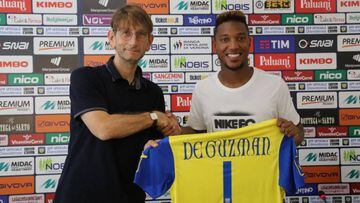 Midfielder De Guzman to wear number '1' shirt at Chievo