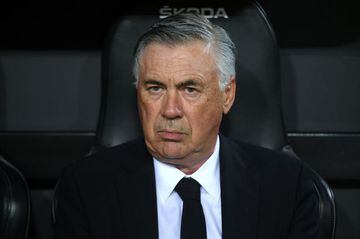 VALENCIA, SPAIN - SEPTEMBER 19: Carlo Ancelotti, Head Coach of Real Madrid looks on during the La Liga Santander match between Valencia CF and Real Madrid CF at Estadio Mestalla on September 19, 2021 in Valencia, Spain. (Photo by Aitor Alcalde/Getty Image