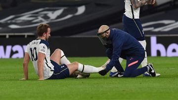 Tottenham: Injured Kane could be out for a few weeks, admits Mourinho