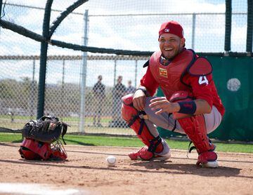 Las mejores imágenes de la llegada de pitchers y catchers al Spring Training de la MLB