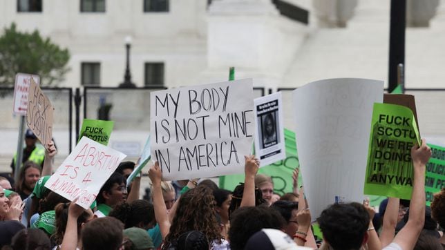Famosos reaccionan a la derogación del derecho al aborto en Estados Unidos