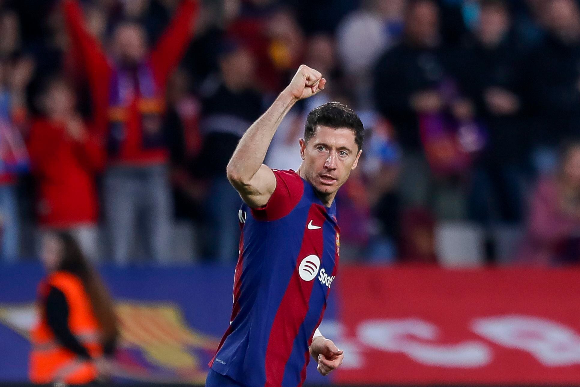 12/11/23 PARTIDO PRIMERA DIVISION 
FC BARCELONA - ALAVES
ROBERT LEWANDOWSKI (9) FC BARCELONA GOL 1-1
ALEGRIA 


