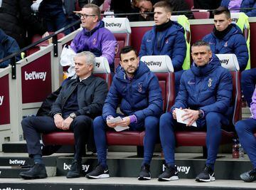 José Mourinho on the bench in his first game in charge at Tottenham