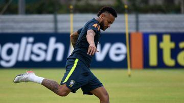 Neymar doubtful for Brazil's opening World Cup qualifier
