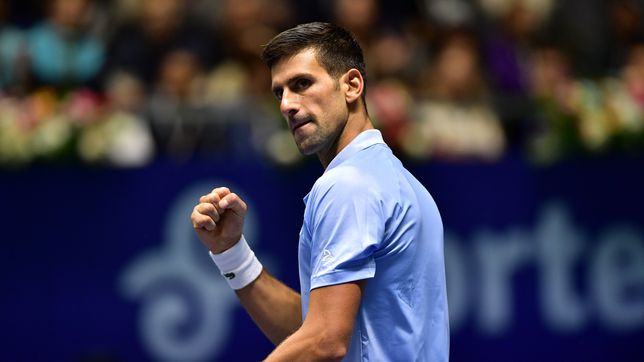 Djokovic saca billete al Masters