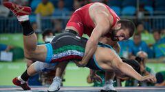 What types of wrestling are at the Olympics? Differences, rules, format and score system