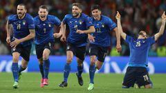 Mancini's Italy face Spain looking to extend record undefeated run