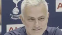 La pulla de Mourinho a Wenger en plena rueda de prensa