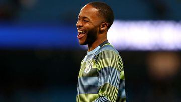 Sterling signs Manchester City contract extension to 2023