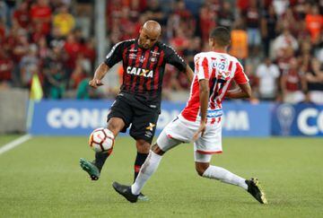 Atlético Paranaense y Junior se enfrentan en el Arena da Baixada por el partido de vuelta de la final de la Copa Sudamericana, tras el empate a uno en la ida que se llevó a cabo en el Metropolitano de Barranquilla.