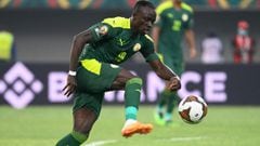 Mané taken to hospital after head injury blow at AFCON