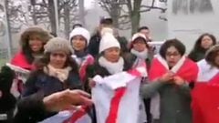 Guerrero, no estás solo: peruanos en Zúrich y bajo la nieve para darle su apoyo