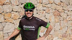 Maverick Viñales da el salto en la Skoda Titan Desert de Almería