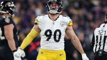 BALTIMORE, MARYLAND - JANUARY 01: T.J. Watt #90 of the Pittsburgh Steelers celebrates after sacking Tyler Huntley #2 of the Baltimore Ravens during the third quarter at M&T Bank Stadium on January 01, 2023 in Baltimore, Maryland.   Rob Carr/Getty Images/AFP (Photo by Rob Carr / GETTY IMAGES NORTH AMERICA / Getty Images via AFP)