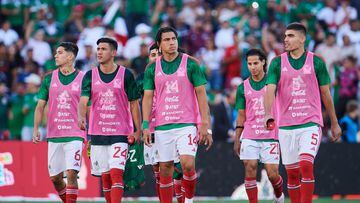 Jugadores de la Selección Mexicana antes de un partido.