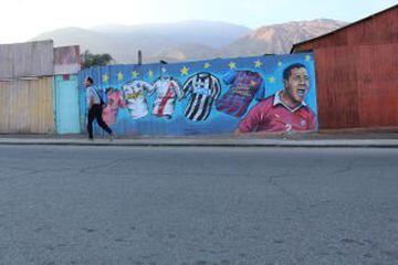 El primer mural de Alexis Sánchez en Tocopilla, hoy es parte de una ruta turística de cuatro cuadras.