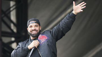 Jun 17, 2019; Toronto, Ontario, Canada; Recording artist Drake addresses the Toronto Raptors during a rally at Toronto city hall Nathan Phillips Square. Mandatory Credit: John E. Sokolowski-USA TODAY Sports