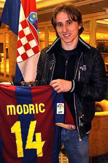 En 2008, Luka mandó un dardo al posar con el jersey del conjunto blaugrana. Nunca se pudo concretar su fichaje.