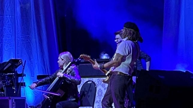 Johnny Depp appears on stage with Jeff Beck for second night amid defamation trial