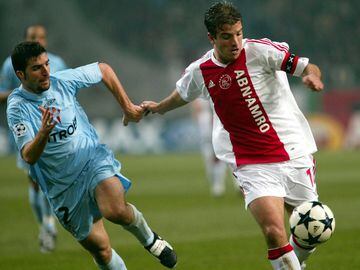 Año: 2003 | Club con el que ganó el trofeo: Ajax.