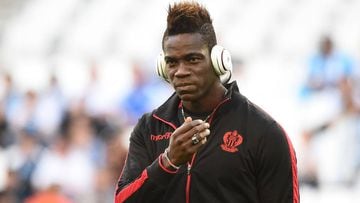 Italian forward Mario Balotelli arriving for the warm up session prior to the French L1 football match betweem Olympique of Marseille (OM) and Nice at the Velodrome stadium in Marseille.