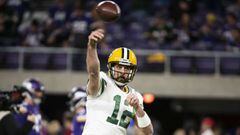 MINNEAPOLIS, MN - NOVEMBER 25: Aaron Rodgers #12 of the Green Bay Packers warms up before the game against the Minnesota Vikings at U.S. Bank Stadium on November 25, 2018 in Minneapolis, Minnesota.   Stephen Maturen/Getty Images/AFP == FOR NEWSPAPERS, IN