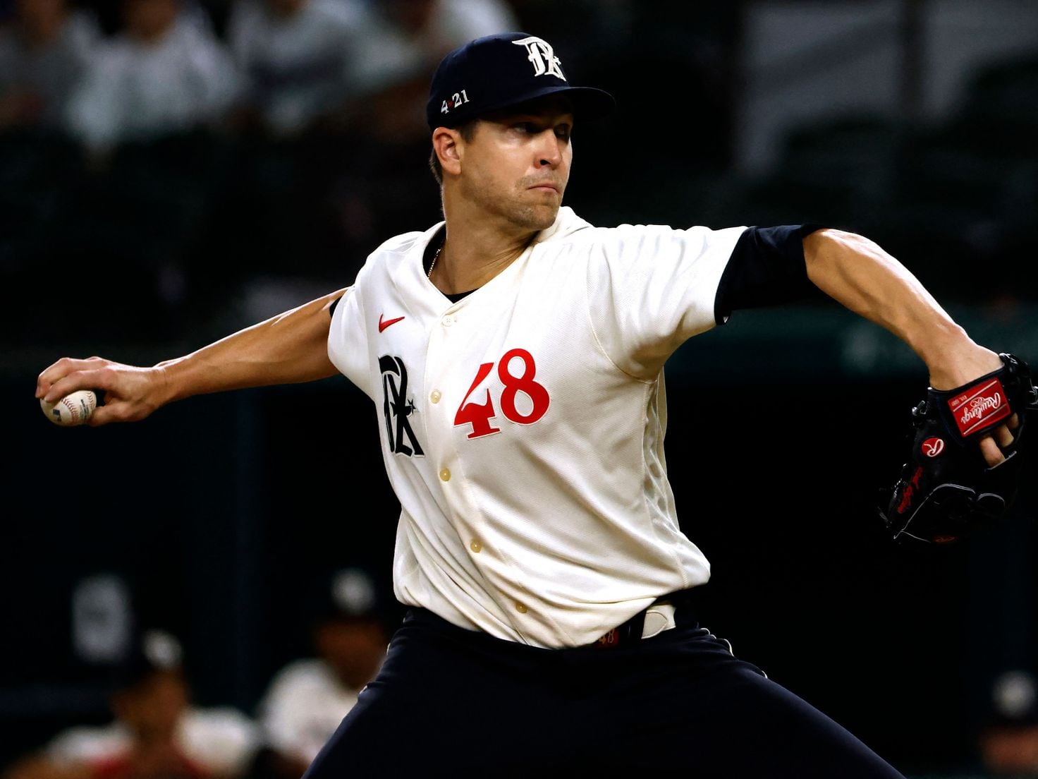 A No-Hitter Brings Out Canadian Pitching Pride - The New York Times