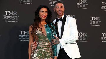 LONDON, ENGLAND - SEPTEMBER 24:  Sergio Ramos of Real Madrid (R) and Pilar Rubio arrives on the Green Carpet ahead of The Best FIFA Football Awards at Royal Festival Hall on September 24, 2018 in London, England.  (Photo by Dan Istitene/Getty Images)